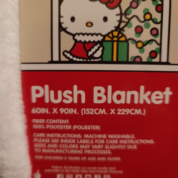 Hello Kitty Oversized Christmas Bows & Wreaths Throw Blanket 60”x 90” New - Picture 3 of 3